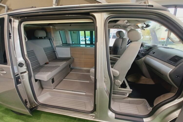 California 31, California 64, Combi 31, Combi 64, Location van 31, Location van 64, T5 / T6 31, T5 / T6 64, Van aménagé 31, Van aménagé 64, Véhicule de loisir 31, Véhicule de loisir 64, VW 31, VW 64