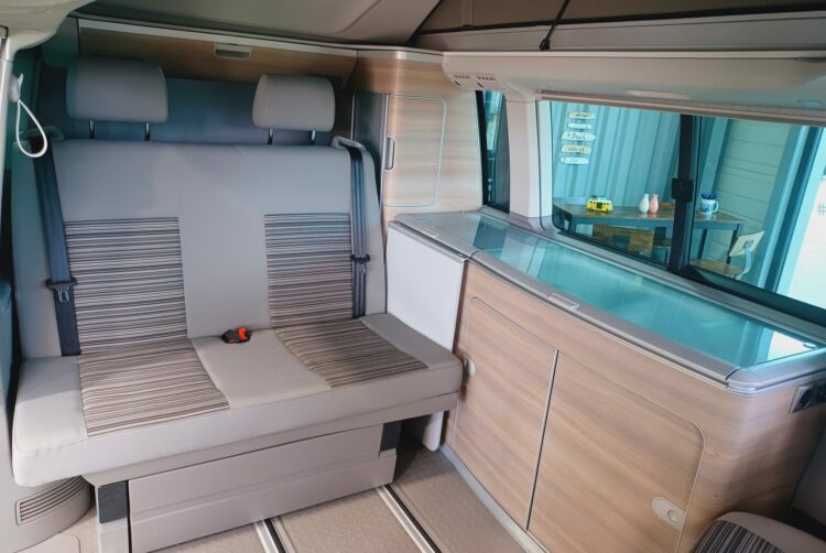 California 31, California 64, Combi 31, Combi 64, Location van 31, Location van 64, T5 / T6 31, T5 / T6 64, Van aménagé 31, Van aménagé 64, Véhicule de loisir 31, Véhicule de loisir 64, VW 31, VW 64