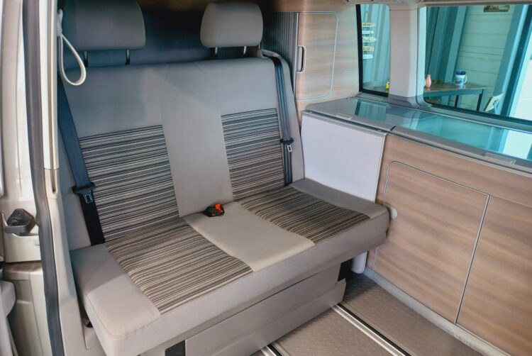 California 31, California 64, Combi 31, Combi 64, Location van 31, Location van 64, T5 / T6 31, T5 / T6 64, Van aménagé 31, Van aménagé 64, Véhicule de loisir 31, Véhicule de loisir 64, VW 31, VW 64