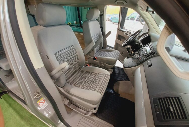 California 31, California 64, Combi 31, Combi 64, Location van 31, Location van 64, T5 / T6 31, T5 / T6 64, Van aménagé 31, Van aménagé 64, Véhicule de loisir 31, Véhicule de loisir 64, VW 31, VW 64