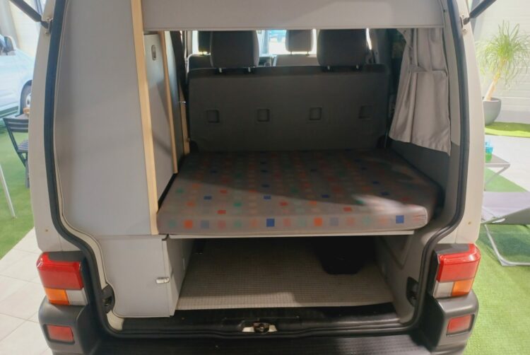 California 31, California 64, Combi 31, Combi 64, Location van 31, Location van 64, T5 / T6 31, T5 / T6 64, Van aménagé 31, Van aménagé 64, Véhicule de loisir 31, Véhicule de loisir 64, VW 31, VW 64