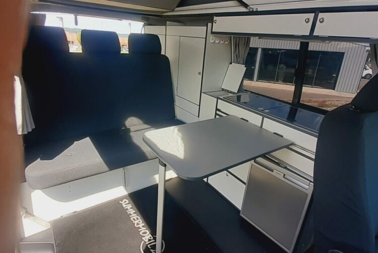 California 31, California 64, Combi 31, Combi 64, Location van 31, Location van 64, T5 / T6 31, T5 / T6 64, Van aménagé 31, Van aménagé 64, Véhicule de loisir 31, Véhicule de loisir 64, VW 31, VW 64