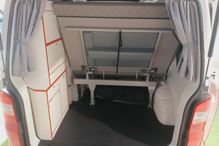 California 31, California 64, Combi 31, Combi 64, Location van 31, Location van 64, T5 / T6 31, T5 / T6 64, Van aménagé 31, Van aménagé 64, Véhicule de loisir 31, Véhicule de loisir 64, VW 31, VW 64