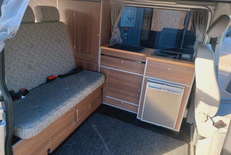 California 31, California 64, Combi 31, Combi 64, Location van 31, Location van 64, T5 / T6 31, T5 / T6 64, Van aménagé 31, Van aménagé 64, Véhicule de loisir 31, Véhicule de loisir 64, VW 31, VW 64