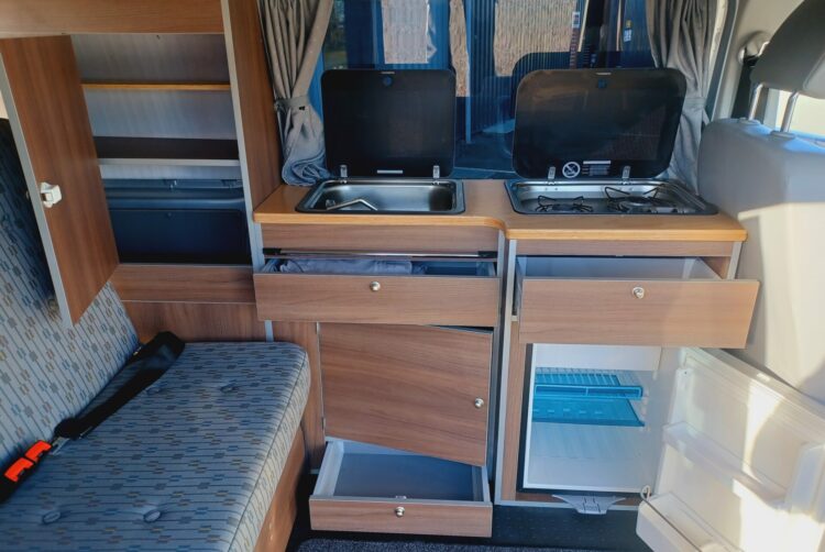 California 31, California 64, Combi 31, Combi 64, Location van 31, Location van 64, T5 / T6 31, T5 / T6 64, Van aménagé 31, Van aménagé 64, Véhicule de loisir 31, Véhicule de loisir 64, VW 31, VW 64