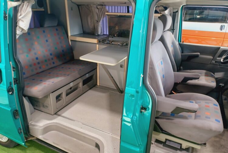 California 31, California 64, Combi 31, Combi 64, Location van 31, Location van 64, T5 / T6 31, T5 / T6 64, Van aménagé 31, Van aménagé 64, Véhicule de loisir 31, Véhicule de loisir 64, VW 31, VW 64