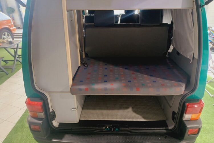 California 31, California 64, Combi 31, Combi 64, Location van 31, Location van 64, T5 / T6 31, T5 / T6 64, Van aménagé 31, Van aménagé 64, Véhicule de loisir 31, Véhicule de loisir 64, VW 31, VW 64