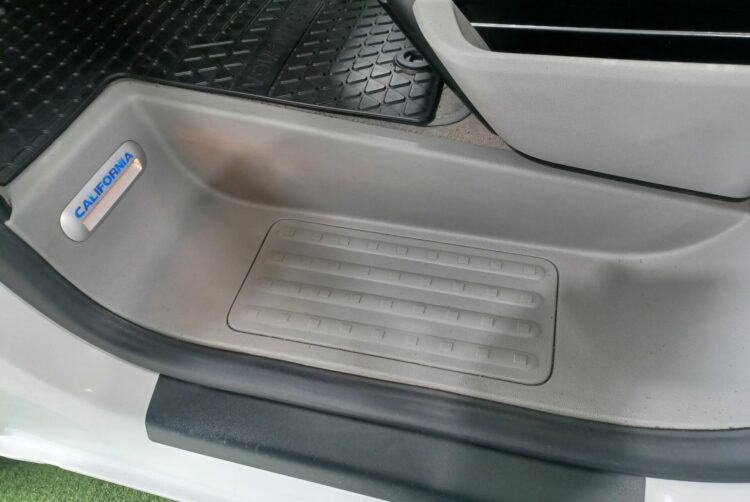 California 31, California 64, Combi 31, Combi 64, Location van 31, Location van 64, T5 / T6 31, T5 / T6 64, Van aménagé 31, Van aménagé 64, Véhicule de loisir 31, Véhicule de loisir 64, VW 31, VW 64