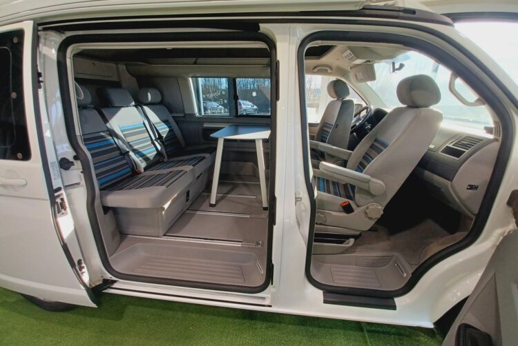 California 31, California 64, Combi 31, Combi 64, Location van 31, Location van 64, T5 / T6 31, T5 / T6 64, Van aménagé 31, Van aménagé 64, Véhicule de loisir 31, Véhicule de loisir 64, VW 31, VW 64