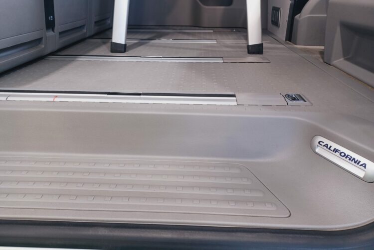 California 31, California 64, Combi 31, Combi 64, Location van 31, Location van 64, T5 / T6 31, T5 / T6 64, Van aménagé 31, Van aménagé 64, Véhicule de loisir 31, Véhicule de loisir 64, VW 31, VW 64