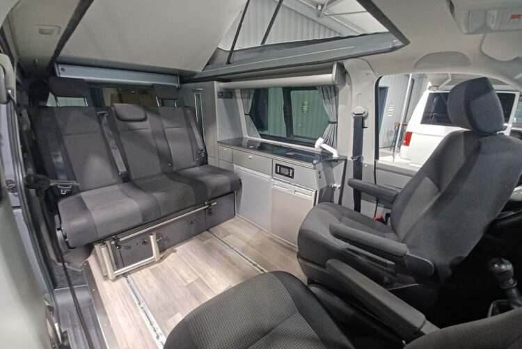 California 31, California 64, Combi 31, Combi 64, Location van 31, Location van 64, T5 / T6 31, T5 / T6 64, Van aménagé 31, Van aménagé 64, Véhicule de loisir 31, Véhicule de loisir 64, VW 31, VW 64