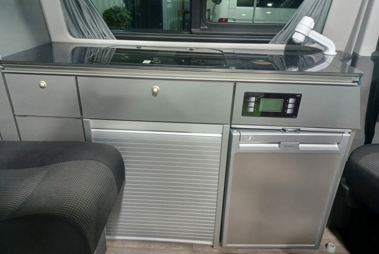 California 31, California 64, Combi 31, Combi 64, Location van 31, Location van 64, T5 / T6 31, T5 / T6 64, Van aménagé 31, Van aménagé 64, Véhicule de loisir 31, Véhicule de loisir 64, VW 31, VW 64