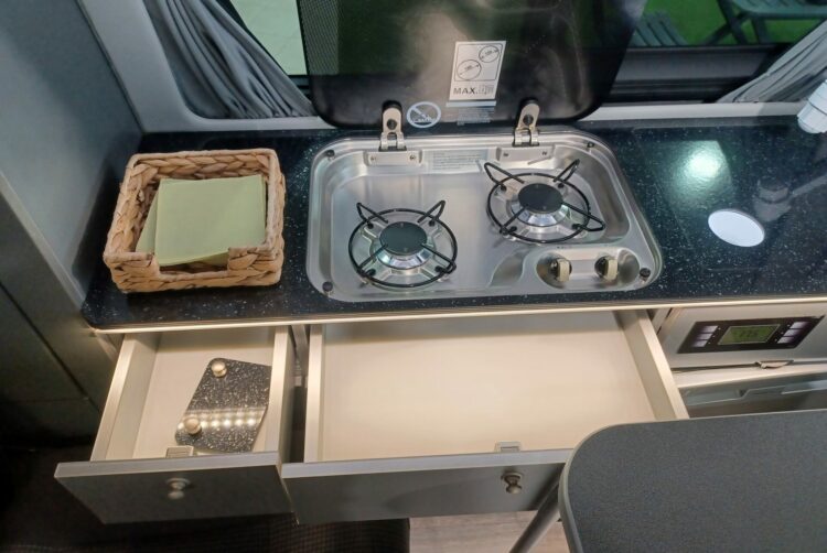 California 31, California 64, Combi 31, Combi 64, Location van 31, Location van 64, T5 / T6 31, T5 / T6 64, Van aménagé 31, Van aménagé 64, Véhicule de loisir 31, Véhicule de loisir 64, VW 31, VW 64