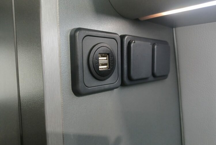 California 31, California 64, Combi 31, Combi 64, Location van 31, Location van 64, T5 / T6 31, T5 / T6 64, Van aménagé 31, Van aménagé 64, Véhicule de loisir 31, Véhicule de loisir 64, VW 31, VW 64