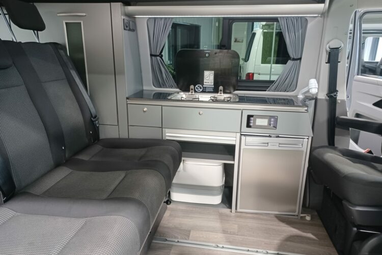 California 31, California 64, Combi 31, Combi 64, Location van 31, Location van 64, T5 / T6 31, T5 / T6 64, Van aménagé 31, Van aménagé 64, Véhicule de loisir 31, Véhicule de loisir 64, VW 31, VW 64