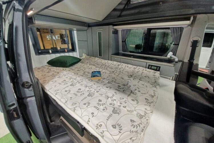 California 31, California 64, Combi 31, Combi 64, Location van 31, Location van 64, T5 / T6 31, T5 / T6 64, Van aménagé 31, Van aménagé 64, Véhicule de loisir 31, Véhicule de loisir 64, VW 31, VW 64