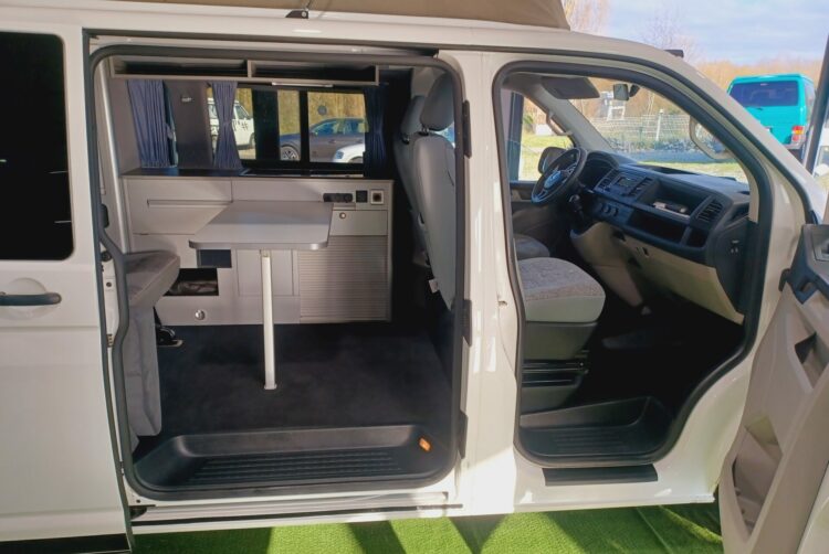 California 31, California 64, Combi 31, Combi 64, Location van 31, Location van 64, T5 / T6 31, T5 / T6 64, Van aménagé 31, Van aménagé 64, Véhicule de loisir 31, Véhicule de loisir 64, VW 31, VW 64