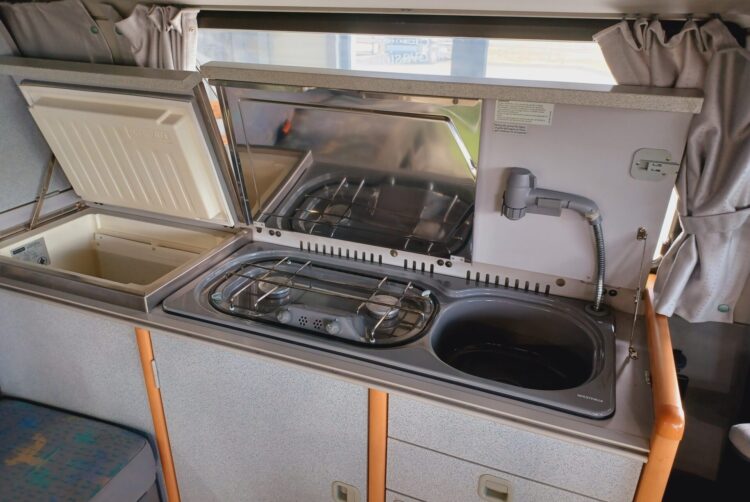 California 31, California 64, Combi 31, Combi 64, Location van 31, Location van 64, T5 / T6 31, T5 / T6 64, Van aménagé 31, Van aménagé 64, Véhicule de loisir 31, Véhicule de loisir 64, VW 31, VW 64